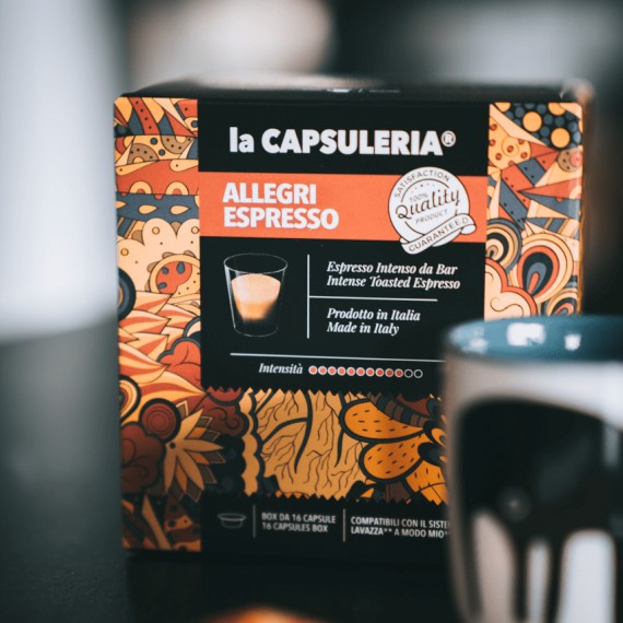 CAFÉ LAVAZZA CAPSULAS CAJA X 10 UND (Origen Italia)